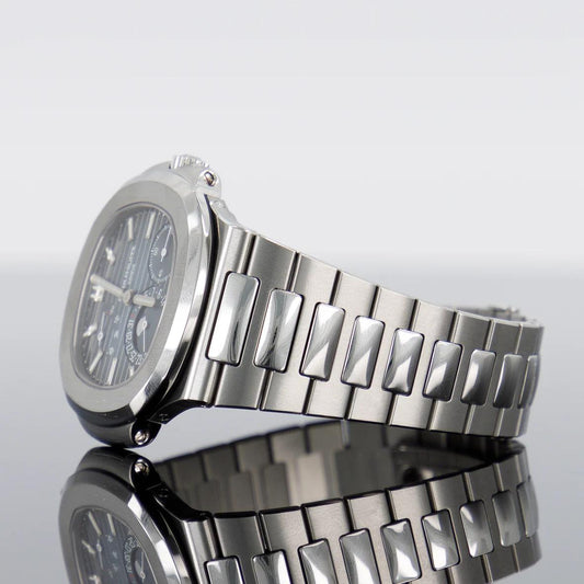 PATEK PHILIPPE 5713/1A-001