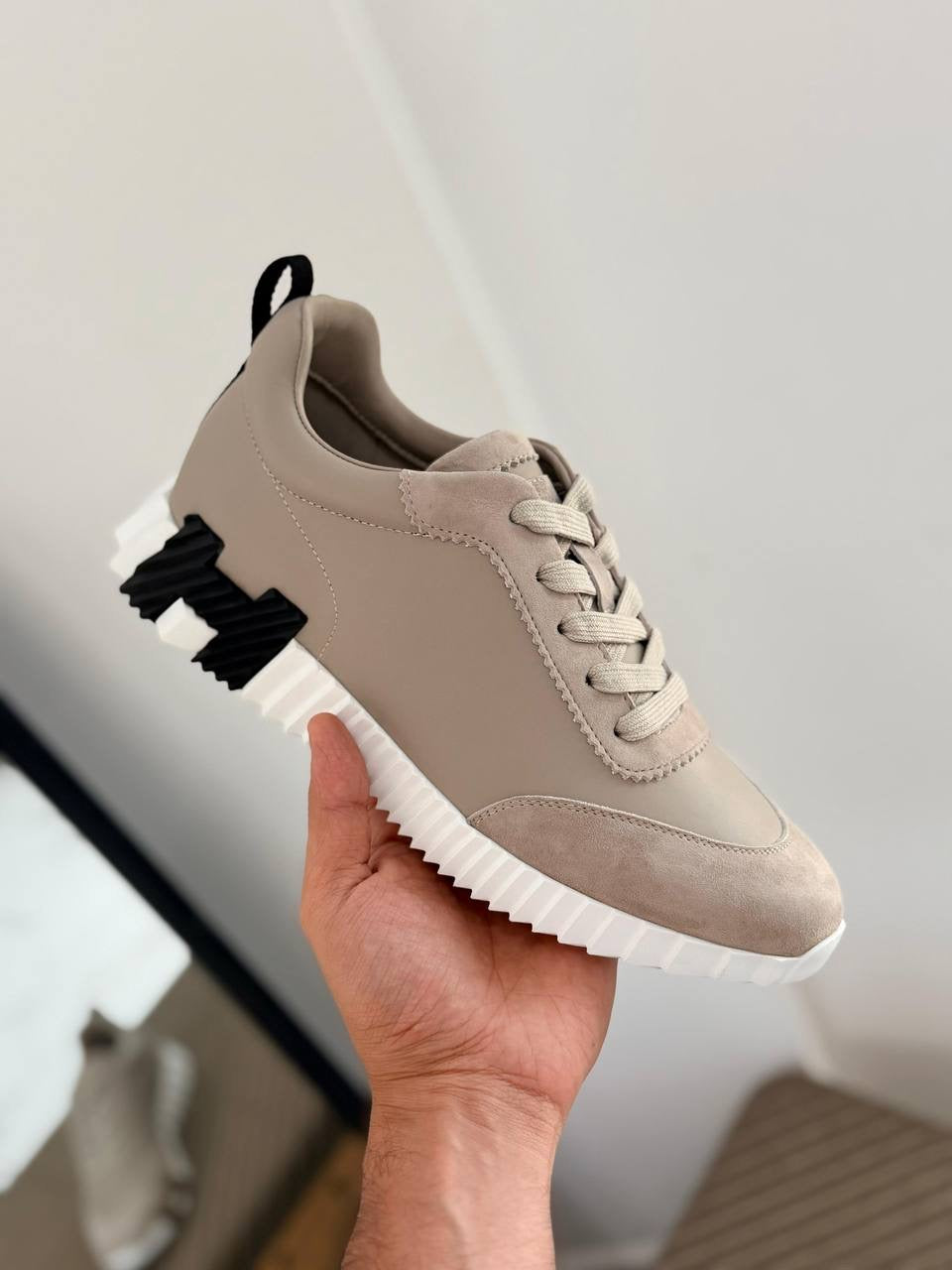 Hermes Bouncing