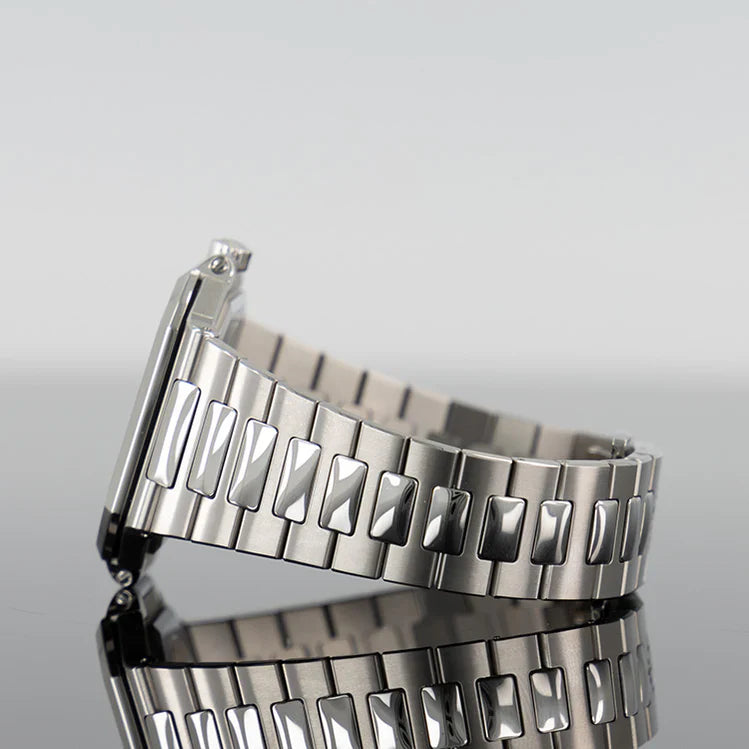 PATEK PHILIPPE 5821/1A-001