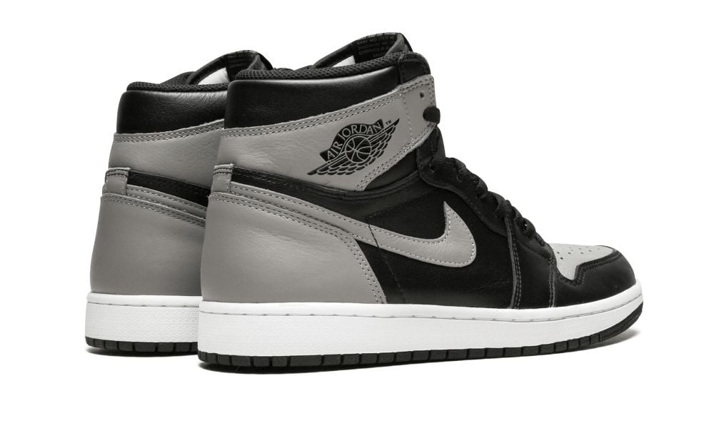 AIR JORDAN 1 ريترو هاي أو جي "شادو 2018"