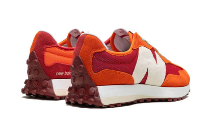 New Balance 327 "تود سنايدر فارمرز ماركت رمان"