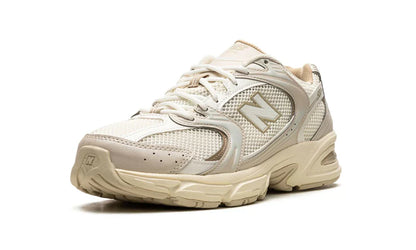 NEW BALANCE 530 "بيج / أنجورا"